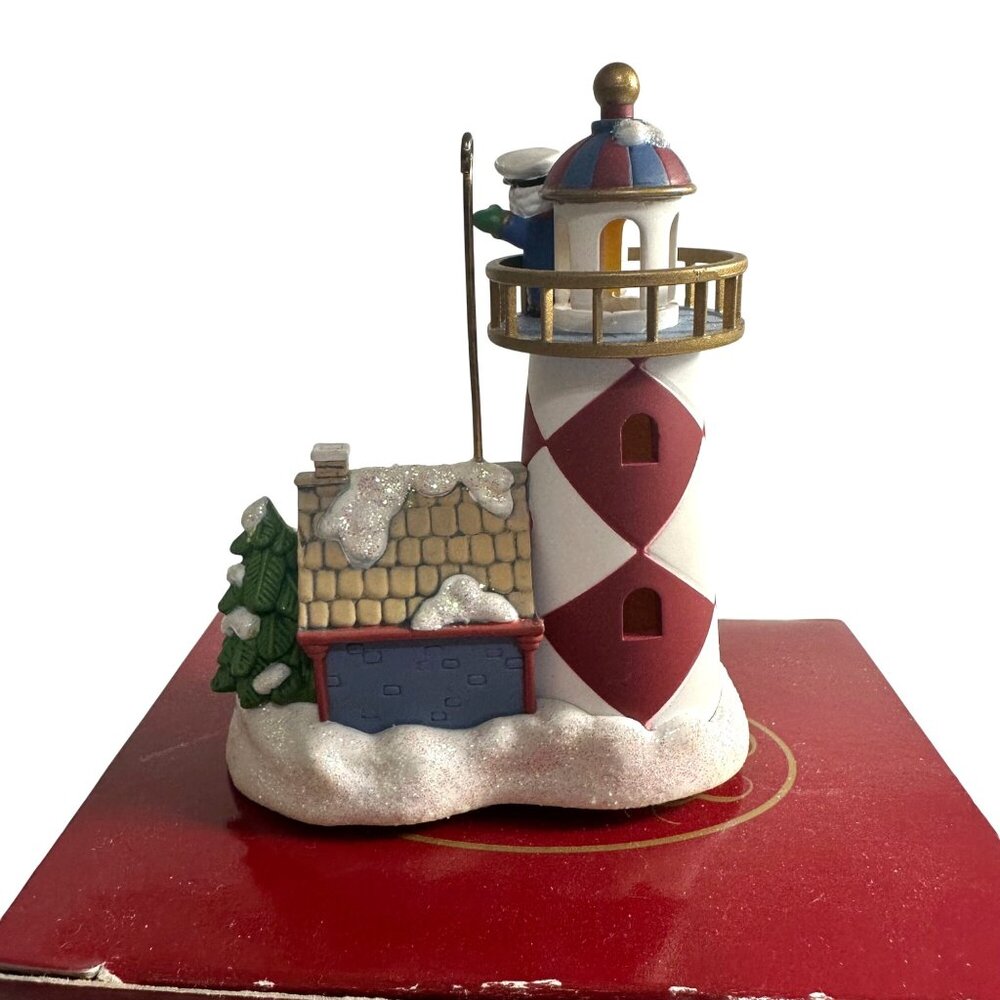 Carlton Cards Vintage 2001 Santa By The Sea Lighted Christmas Decoration - Picture 4 of 8